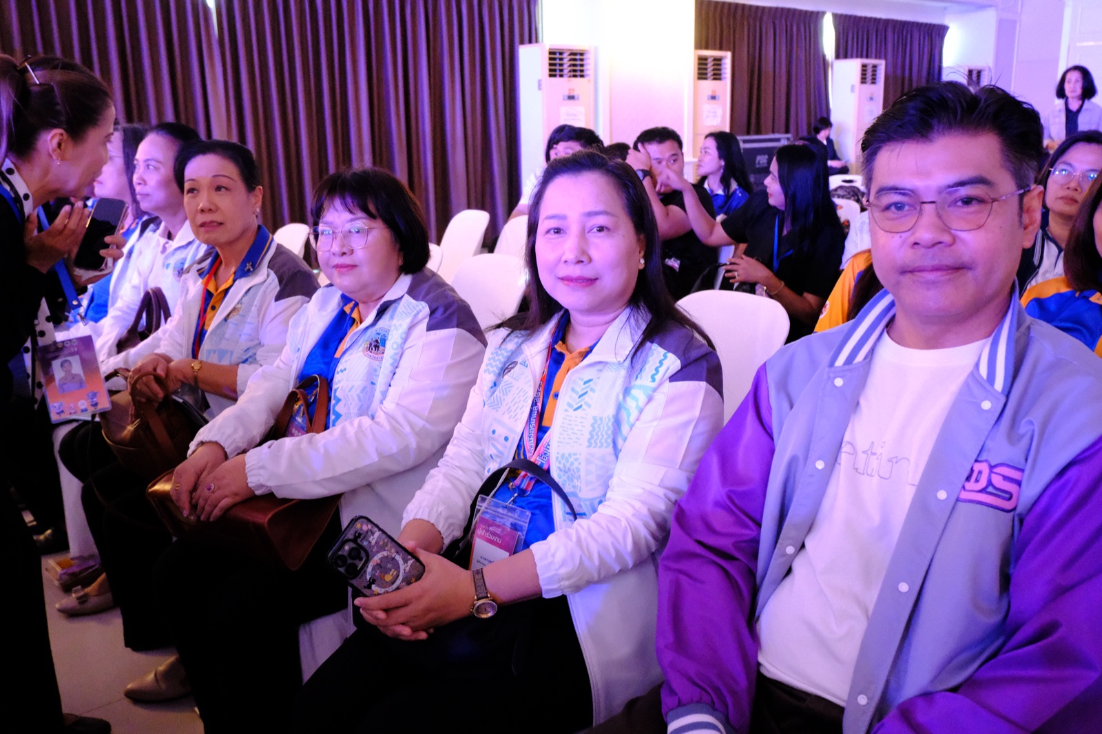 คณะผู้บริหารและบุคลากร
